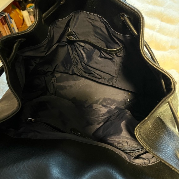 Matt & Nat Backpack - Picture 2 of 3